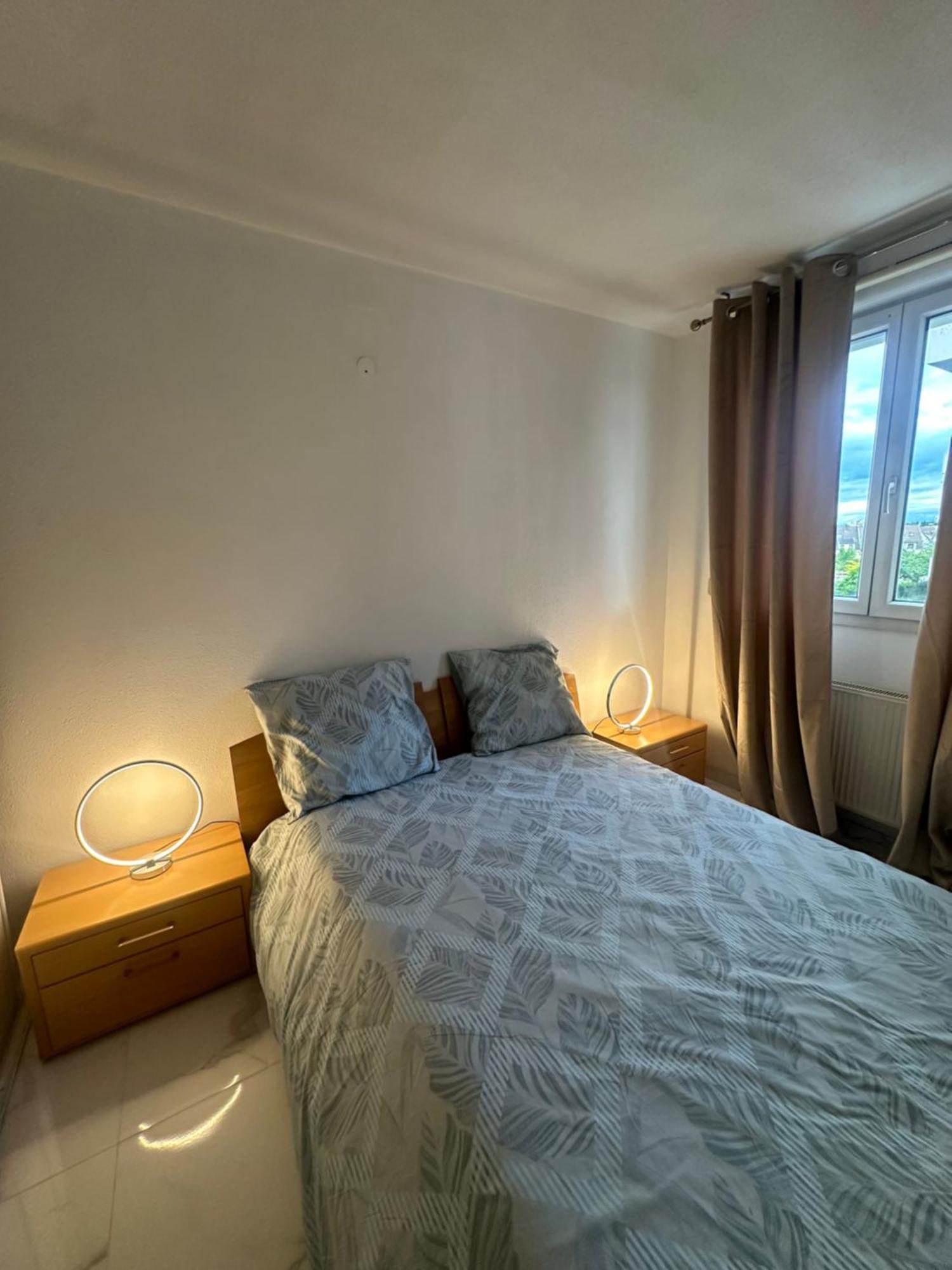 Tres Beau Trois Pieces Avec Vue Degagee Apartment สตราสบูร์ก ภายนอก รูปภาพ